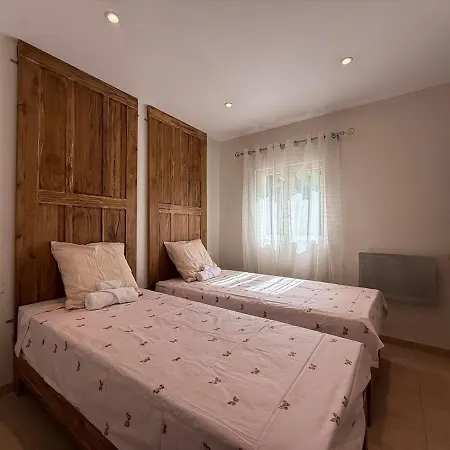 A 5 Min De La Villa